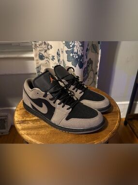 Jordan 1 Low SE sneakers